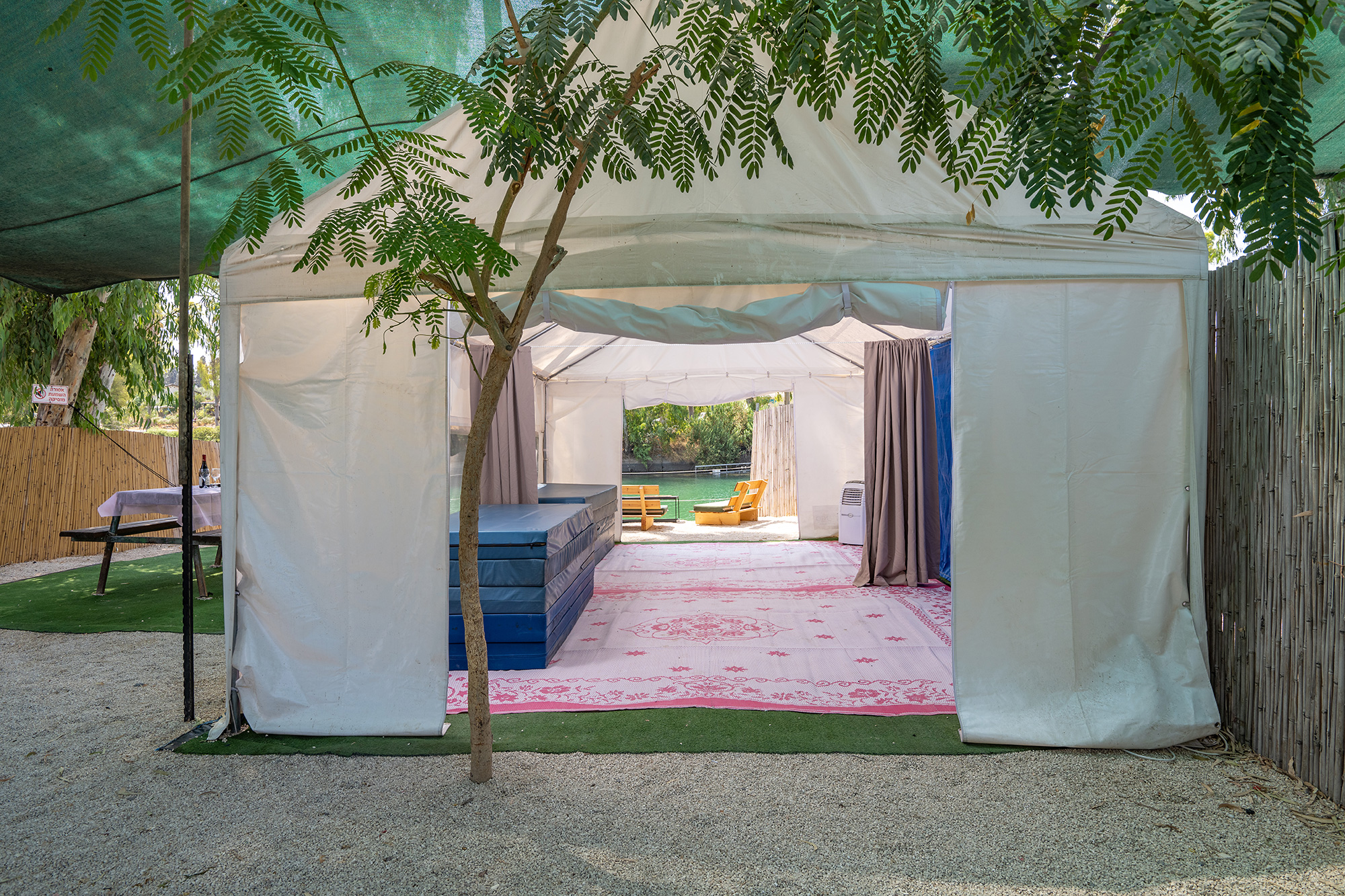 אוהלים ממוזגים. אוהלים מחוממים | חניון ירדן כרת | קמפינג למשפחות